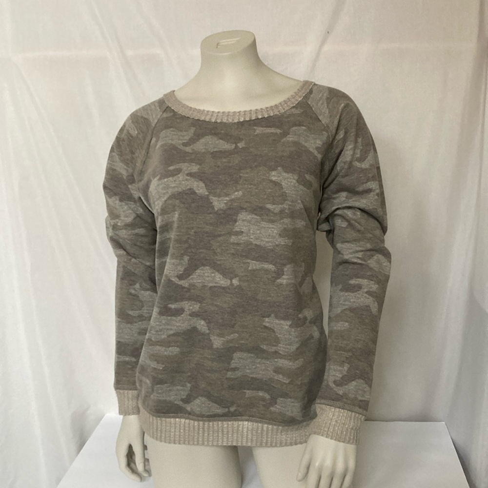 KNOX ROSE Women Camouflage Crewneck Sweatshirt Size Small Brown/Gray Color NWOT